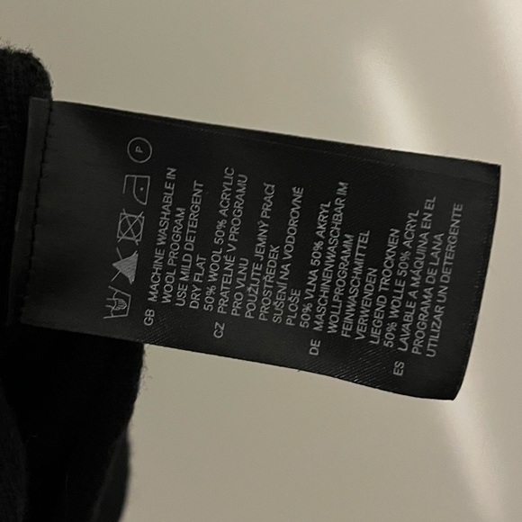 50% WOOL FALL / WINTER ESSENTIAL DRESS OR OVERSIZE TOP - Picture 4 of 4